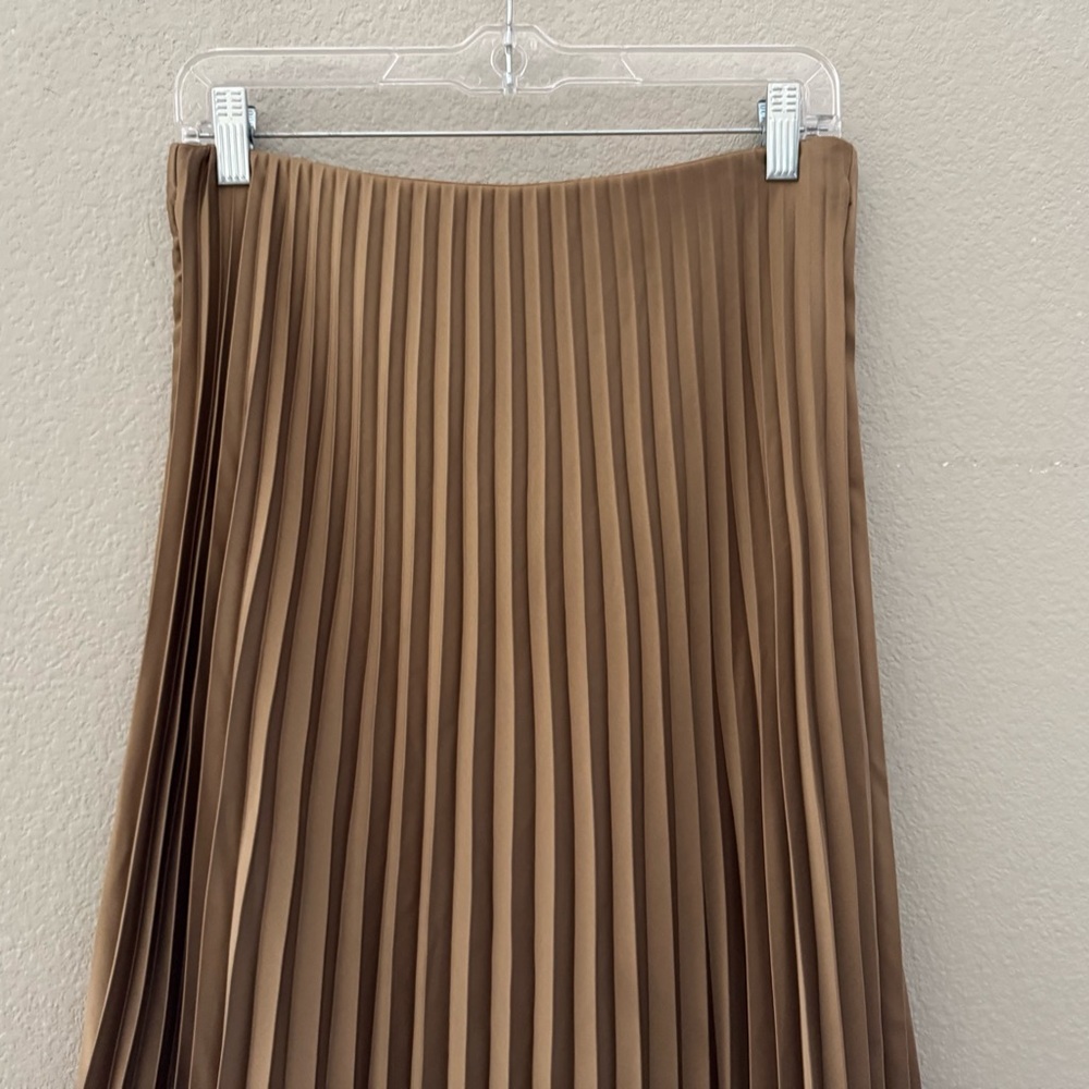 J. Crew Gwyneth Pleated Slip Skirt Small Midi Camel Tan Classic Timeless Preppy - Picture 8 of 13